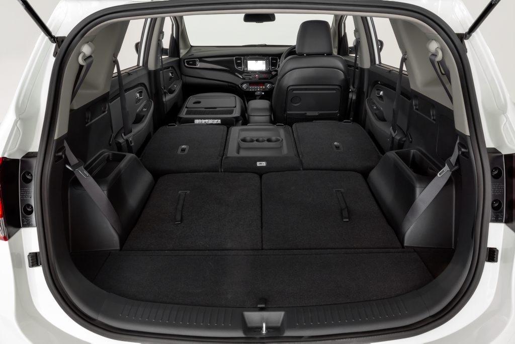 Inside the new Kia Rondo Platinum. Inside the new Kia Rondo Platinum.